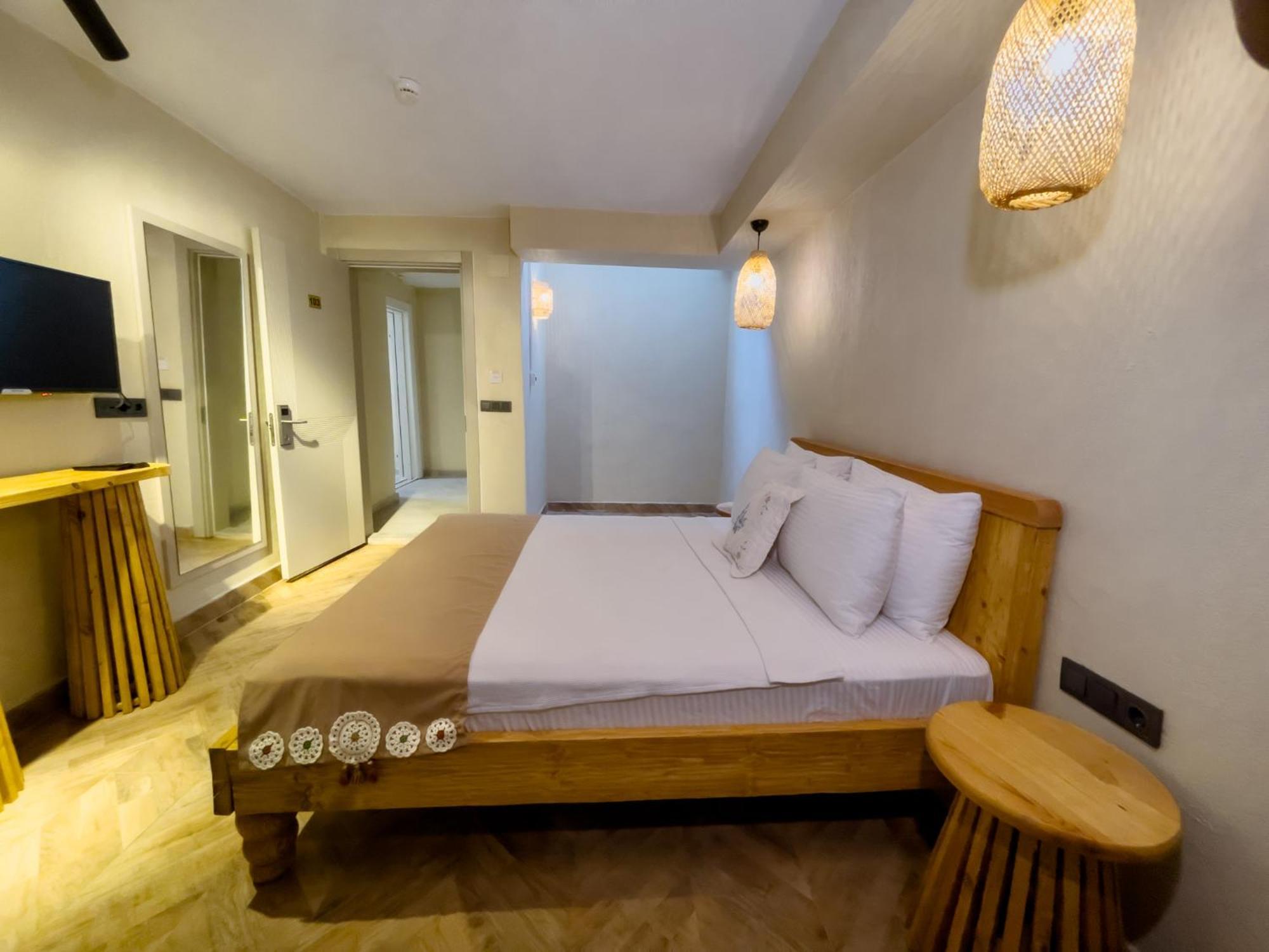 Trina Talles Hotel Alacati - Luxury Design Adult Only Экстерьер фото